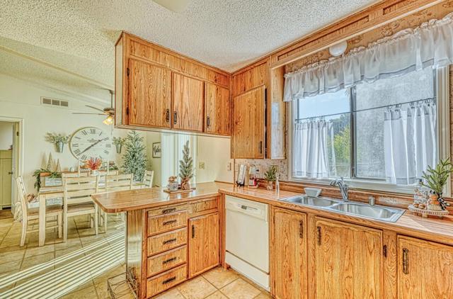 1051 San Miguel Cyn Road, Royal Oaks CA: https://media.crmls.org/mediaz/da564223-01dc-4fae-9ebc-d309eb5460e5.jpg
