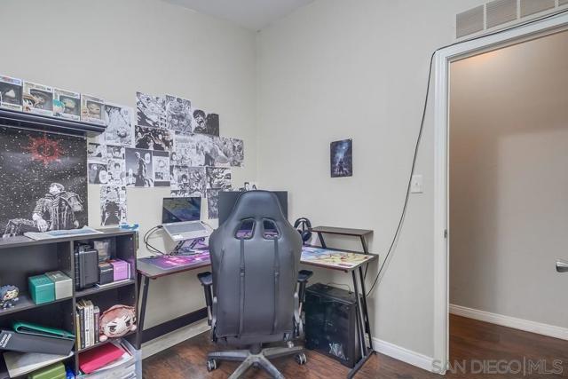 3505 Alpine Blvd, Alpine CA: https://media.crmls.org/mediaz/da577403-b7cb-40a4-9d32-78a60378d89f.jpg
