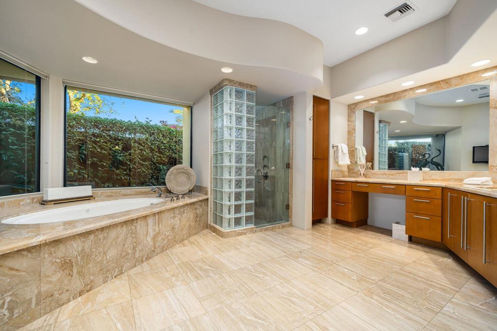 MLS #219138417DA image #21