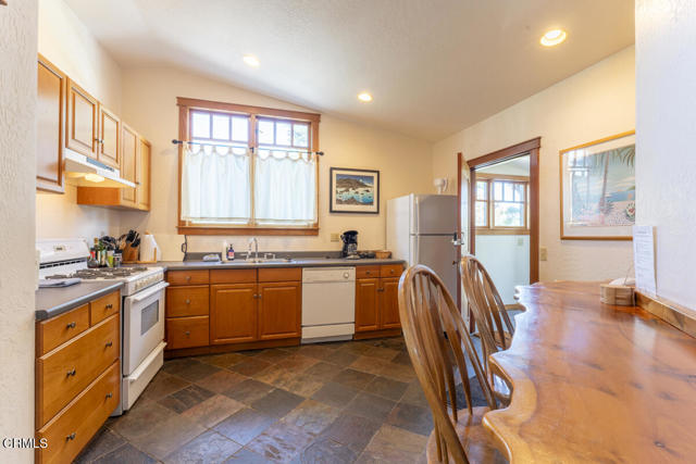 Detail Gallery Image 23 of 62 For 44920 Little Lake Rd, Mendocino,  CA 95460 - 4 Beds | 3 Baths