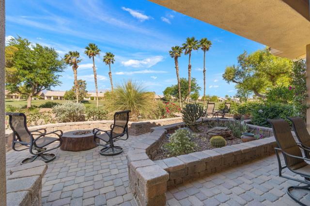 37383 Westridge Avenue, Palm Desert CA: https://media.crmls.org/mediaz/da57d4a6-5446-4ece-a9c8-3c8453507d46.jpg