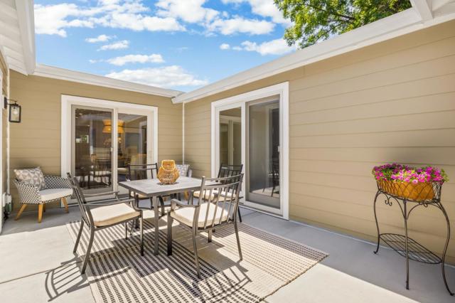 849 Elm Street, San Carlos CA: https://media.crmls.org/mediaz/da58130e-af4e-4dbe-a5c7-9244bbcd68d0.jpg