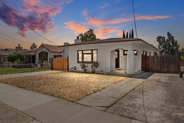 65 S Claremont Avenue, San Jose CA: https://media.crmls.org/mediaz/da58c80f-20eb-4397-8aed-299b21dd1bbe.jpg