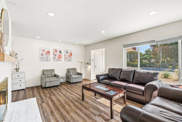 26372 Riverside Place, Carmel CA: https://media.crmls.org/mediaz/da59b08b-910d-48d2-8e5f-23ce675b719c.jpg