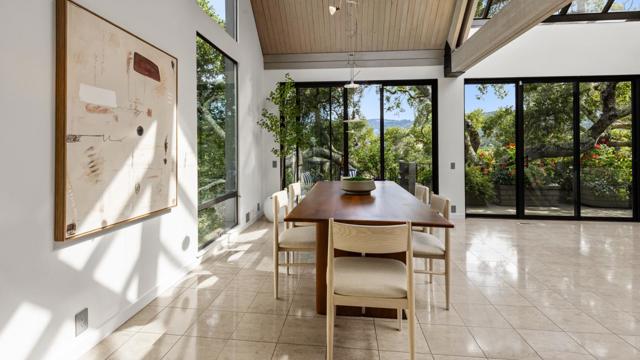 11 Hawk View, Portola Valley CA: https://media.crmls.org/mediaz/da5aabc5-faa9-4129-bd27-37ba91a23c5f.jpg