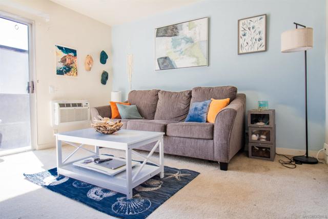 1337 Camanito Galbadon, San Diego CA: https://media.crmls.org/mediaz/da5ae71a-260d-4181-94fa-3ccf928db41b.jpg