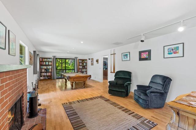 152 Montclair Drive, Santa Cruz CA: https://media.crmls.org/mediaz/da5af30a-4801-49f9-9509-67a670f5ff9b.jpg