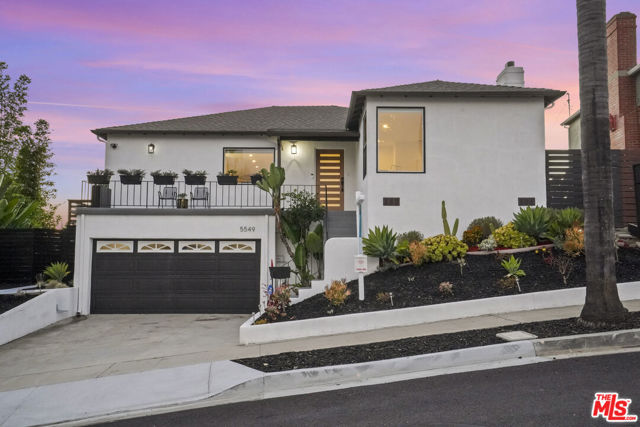 5549 Onacrest Drive, Los Angeles CA: https://media.crmls.org/mediaz/da5b4aba-978e-4eba-9d0d-3fcedd1438b4.jpg