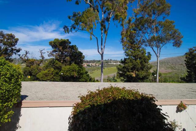 Detail Gallery Image 17 of 19 For 2925 via Libertad, Carlsbad,  CA 92010 - 3 Beds | 2/1 Baths