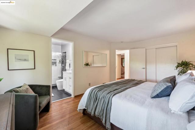 2560 Carisbrook Dr, Oakland CA: https://media.crmls.org/mediaz/da5c7d82-49d0-4baa-8575-9db3d1860c83.jpg