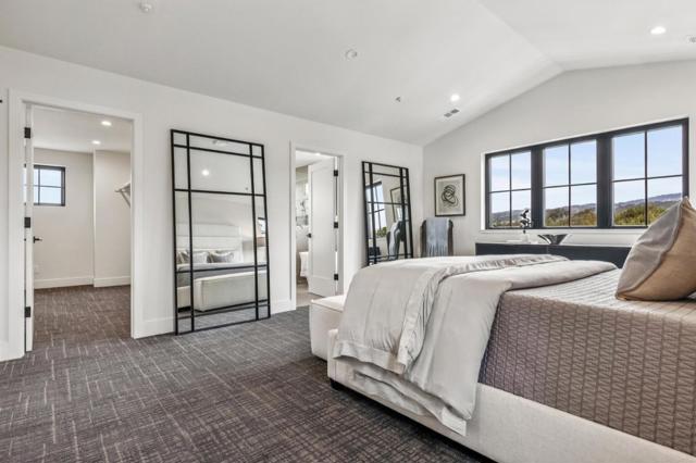 587 Creekside Court, Half Moon Bay CA: https://media.crmls.org/mediaz/da5cf112-8ed6-41f1-9bfa-37dceb4b52b2.jpg