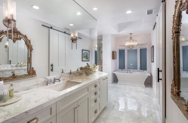 Detail Gallery Image 23 of 43 For 7389 Alicante Rd, Carlsbad,  CA 92009 - 3 Beds | 2/1 Baths
