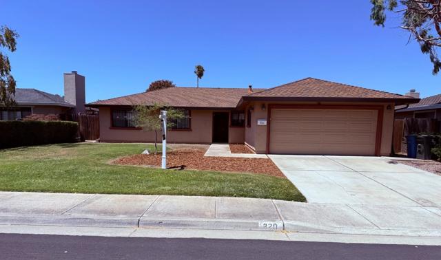 820 Neil Drive, Hollister CA: https://media.crmls.org/mediaz/da5ea6d3-7685-4371-a167-35ad9726e911.jpg