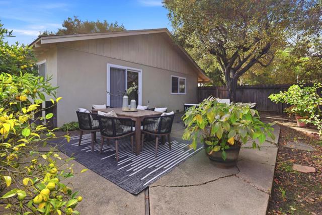 1001 Maywood Drive, Belmont CA: https://media.crmls.org/mediaz/da5ee3f5-41f6-49a7-bee8-6f54b179204b.jpg