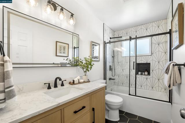 5182 La Corte Bonita, Concord CA: https://media.crmls.org/mediaz/da5f0fbc-24f8-4967-9ade-5014dc75529f.jpg