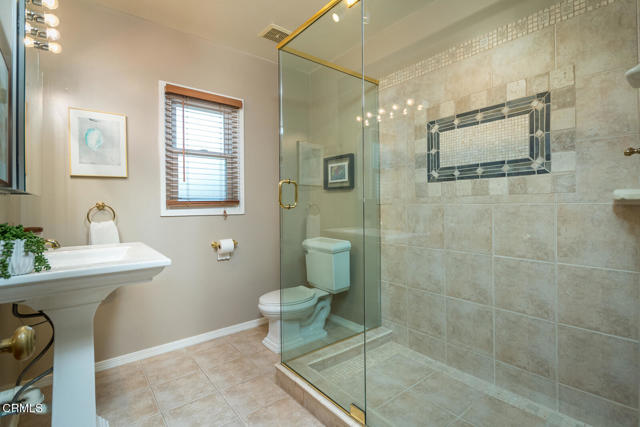 Detail Gallery Image 17 of 34 For 1329 Solita Rd, Pasadena,  CA 91103 - 3 Beds | 2 Baths