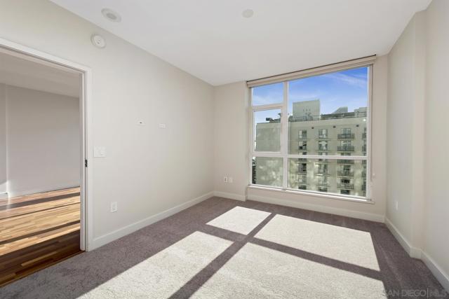 Image 10 of 59 For 325 7th Ave  1506