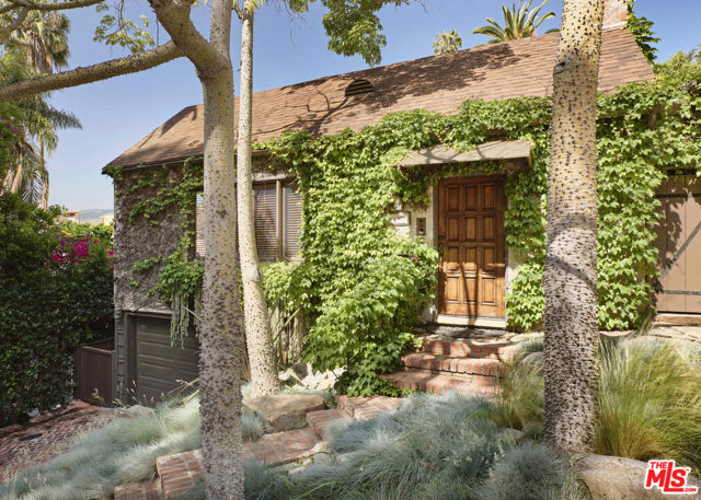 1959 Whitley Avenue, Los Angeles CA: https://media.crmls.org/mediaz/da6190a6-8a20-4d4b-9729-2b3aa7d0c6ad.jpg