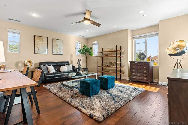 15740 Bacara Ct, San Diego CA: https://media.crmls.org/mediaz/da620944-91e7-47f2-b187-9ac70609f650.jpg