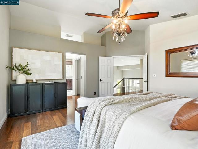 36309 Tunbridge Drive, Newark CA: https://media.crmls.org/mediaz/da6235f7-7c4d-427a-9365-ed618dfcc167.jpg
