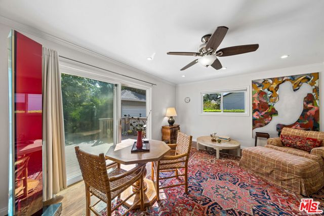 4942 Stern Avenue photo 19