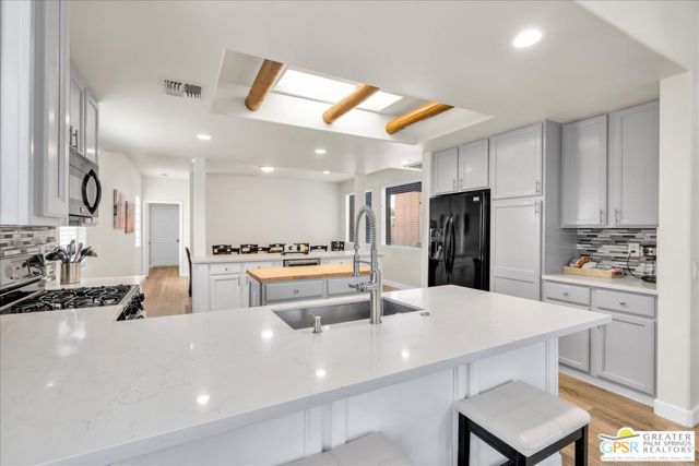 Image 17 of 42 For 78179 Sombrero Court