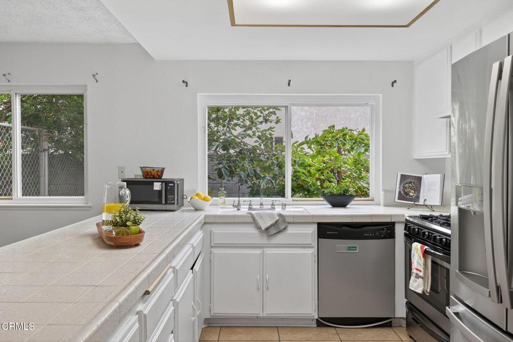 MLS #V1-32610 image #11