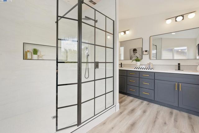 5089 Winterbrook Ave, Dublin CA: https://media.crmls.org/mediaz/da66757c-ca5d-4ebe-9d8a-bf3424659480.jpg