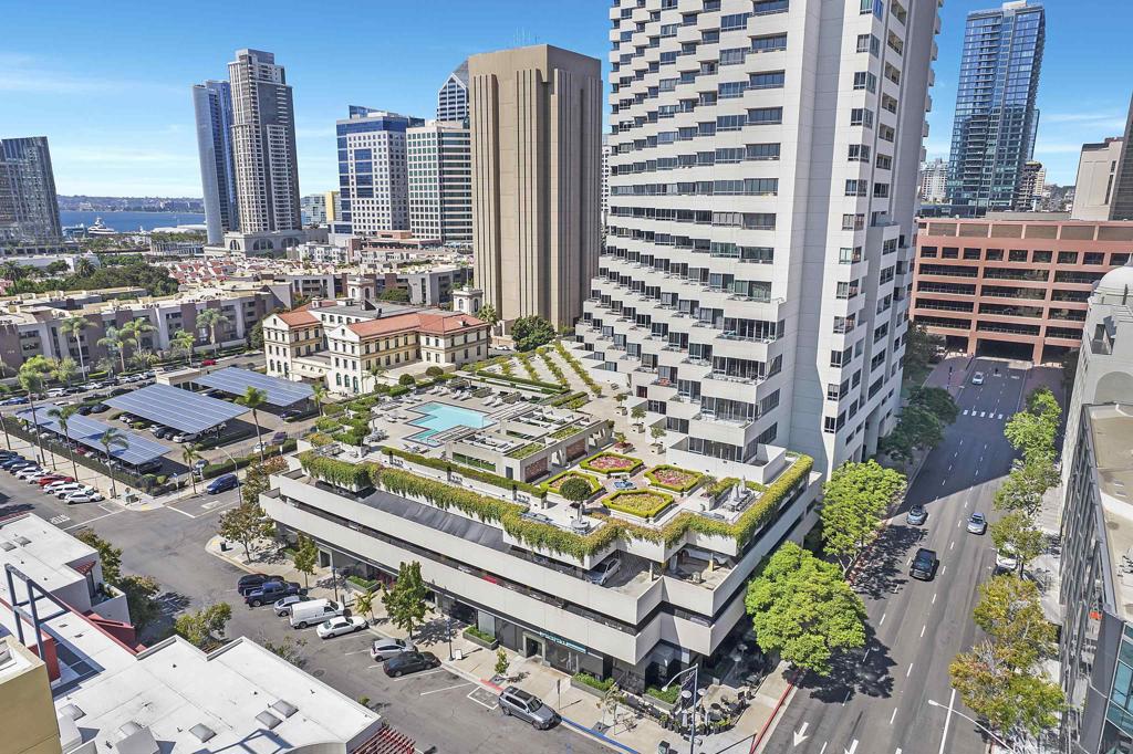 MLS #250036599SD img 3