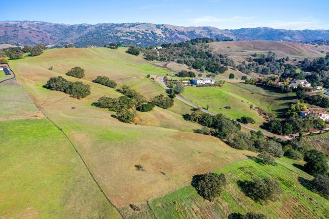 2235 Liberata Drive, Morgan Hill CA: https://media.crmls.org/mediaz/da679c43-3050-4613-b826-59f82a8ff057.jpg