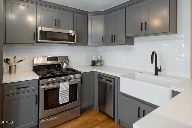 Detail Gallery Image 5 of 51 For 1310 E Orange Grove Bld #114,  Pasadena,  CA 91104 - 2 Beds | 2/1 Baths