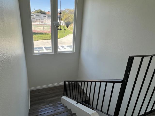 Detail Gallery Image 9 of 25 For 1640 Maple Drive #30,  Chula Vista,  CA 91911 - 3 Beds | 2/1 Baths