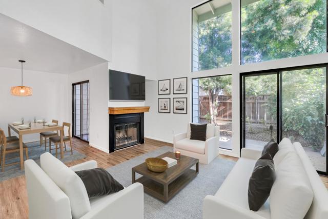 3350 M Street, Merced CA: https://media.crmls.org/mediaz/da692467-e32c-4011-9db8-4ecffbba116a.jpg