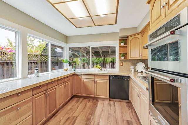 541 Curie Drive, San Jose CA: https://media.crmls.org/mediaz/da69af58-7121-4c56-ae02-65abbfcfa1f7.jpg
