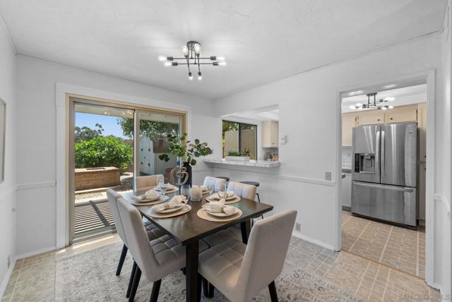 5751 Menorca Dr, San Diego CA: https://media.crmls.org/mediaz/da69df92-0cea-4914-9691-d54cb3088e39.jpg