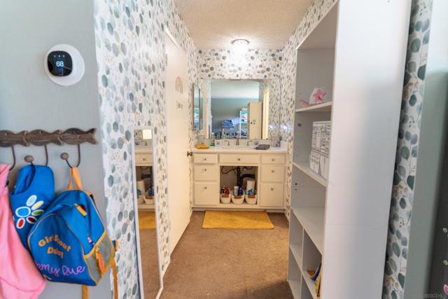 33212 Mill Creek Rd, Pauma Valley CA: https://media.crmls.org/mediaz/da69e6d9-f433-4ebc-8153-5c5d3334ac07.jpg