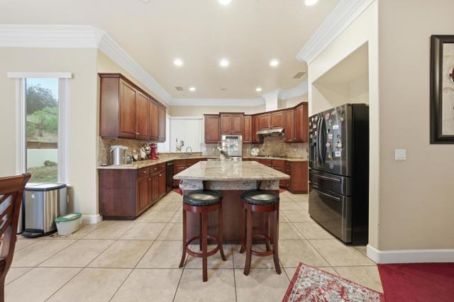 2000 Wellington Drive, Milpitas CA: https://media.crmls.org/mediaz/da6a9780-7811-4c6e-893b-6f3b4a0b93b7.jpg