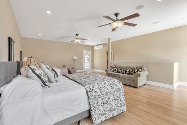 3848 Mariposa Drive, Clearlake CA: https://media.crmls.org/mediaz/da6b2c7e-ae61-4697-ae72-80cae285063d.jpg