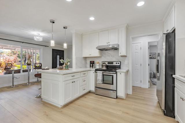 402 S Mary Avenue, Sunnyvale CA: https://media.crmls.org/mediaz/da6be69a-f06f-428b-aa67-39b0e8ac1539.jpg
