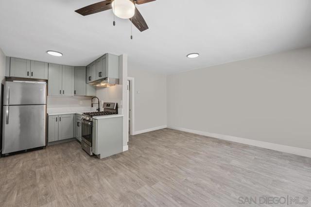 Image 26 of 36 For 4444 49th St