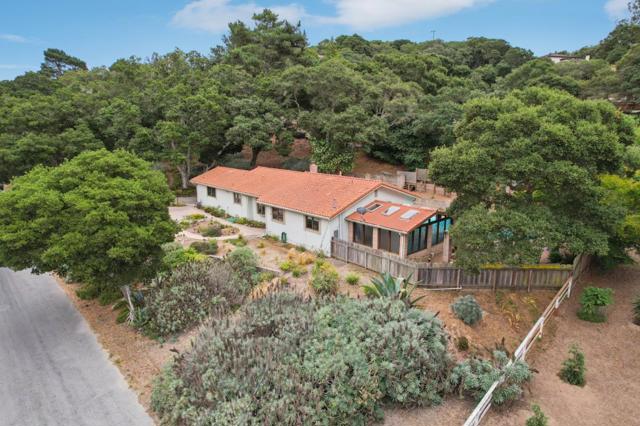 17848 Berta Canyon Road, Salinas CA: https://media.crmls.org/mediaz/da6ddf40-53b7-4192-a462-99f979eca599.jpg