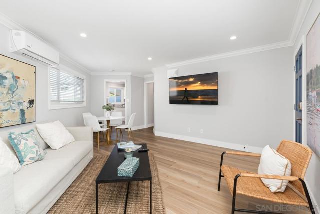 850 856 Olive Avenue, Coronado CA: https://media.crmls.org/mediaz/da6eefb0-c560-48ff-aba8-22549cfdbdc1.jpg