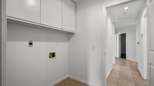 8582 Frontera Avenue, Yucca Valley CA: https://media.crmls.org/mediaz/da6f20b2-7735-4414-b34f-7eeca3f682a1.jpg