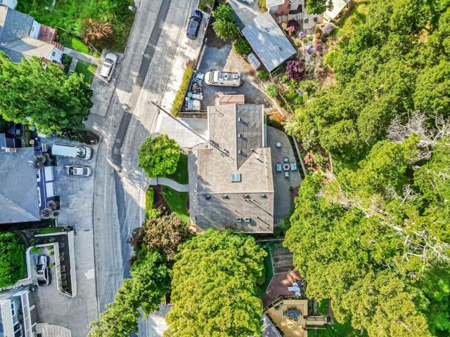 2940 San Juan Boulevard, Belmont CA: https://media.crmls.org/mediaz/da6f25e7-d250-4a46-833b-19410f5772c0.jpg