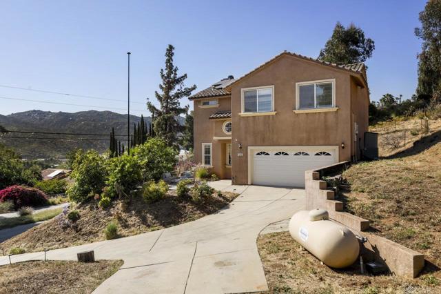Detail Gallery Image 39 of 43 For 3436 Laurashawn Ln, Escondido,  CA 92026 - 3 Beds | 2/1 Baths