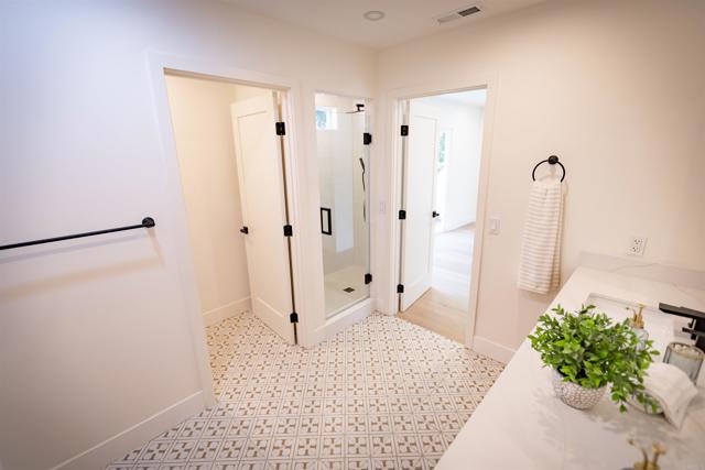 1513 California Street, Oceanside CA: https://media.crmls.org/mediaz/da6f788b-2efe-47fd-9e27-e247ab13b49c.jpg
