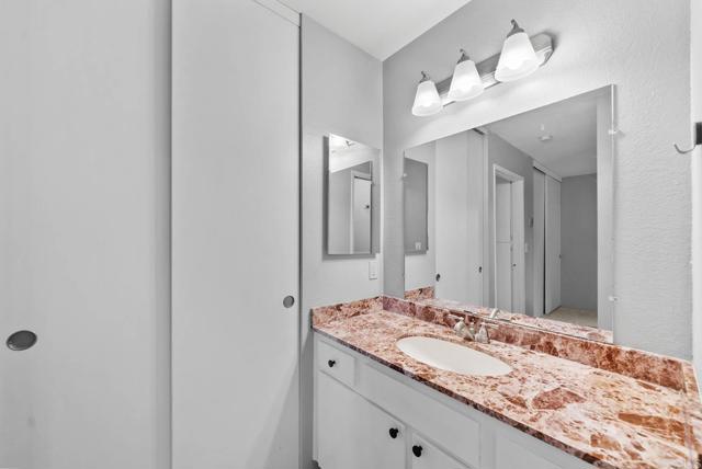 Detail Gallery Image 30 of 39 For 5910 Rancho Mission Rd #37,  San Diego,  CA 92108 - 1 Beds | 1 Baths