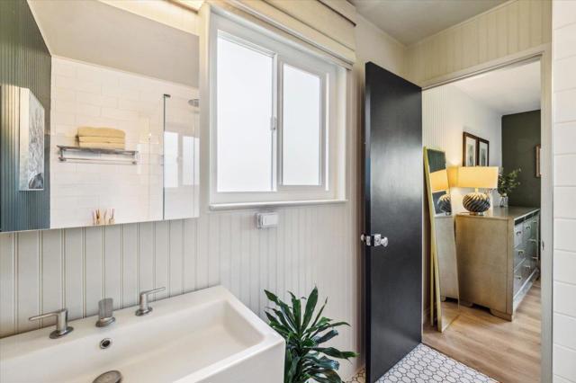 630 Terry Street, Monterey CA: https://media.crmls.org/mediaz/da7218eb-f4bf-4297-91e9-9102c2c18eb9.jpg