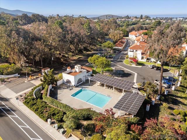 16156 Avenida Venusto, San Diego CA: https://media.crmls.org/mediaz/da7340b0-5695-4f9b-9aae-fb942fe42087.jpg