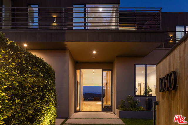 Drew Fenton | 1030 Somera Road Los Angeles CA | MLS: 7216048